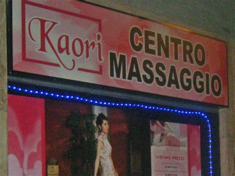 Centro benessere e massaggi orientali a Montevarchi centro città。